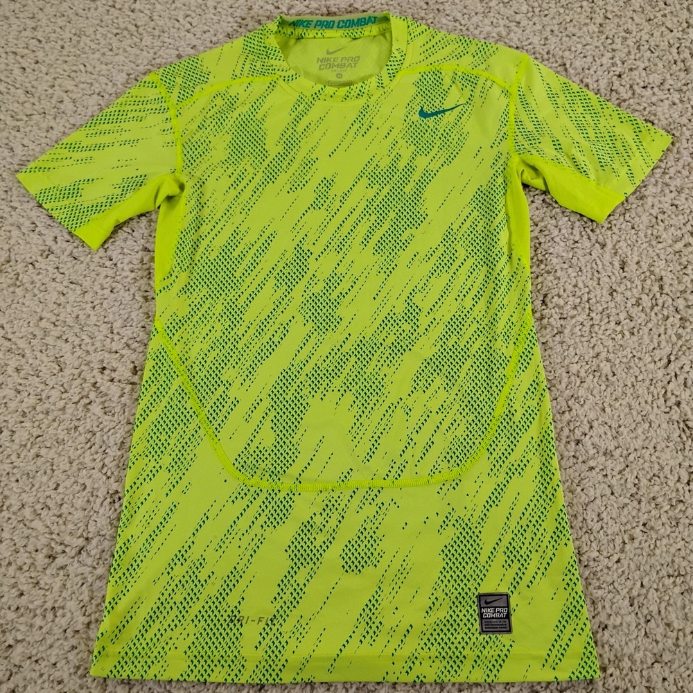Nike Pro Combat Compression Shirt Mens Medium Yellow Short Sleeve Dri Fit Gym